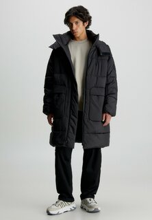 Зимнее пальто Calvin Klein Jeans