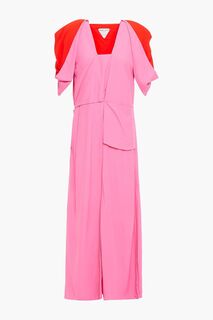 Двухцветное платье миди из атласного твила с открытыми плечами и вырезами BOTTEGA VENETA, розовый