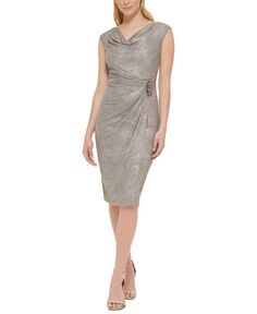 Женское платье вязки фольгой с воротником-хомутом и расшитыми по бокам бисером Jessica Howard, серебро