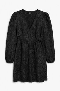 Жаккардовое платье Monki бэби-долл с запахом, черный