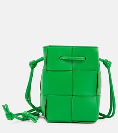 Кожаная сумка-ведро Cassette Mini Bottega Veneta, зеленый