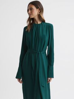 Платье миди с простой плиссировкой Reiss Phoenix, зеленое