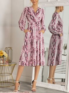 Jolie Moi Harper Змеиное трикотажное платье длиной до колена, розовое
