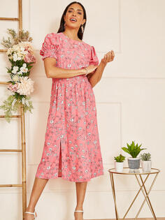 Платье миди с цветочным принтом и присборенной талией Mela London, розовое Yumi