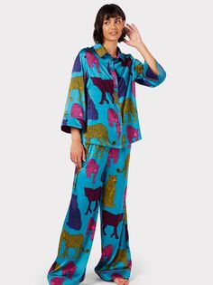 Длинная атласная пижама Chelsea Peers с леопардовым принтом, бирюзовый