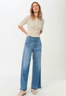 Расклешенные джинсы hessnatur