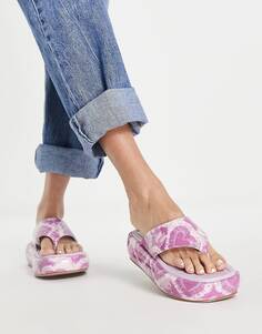 Розовые сандалии на плоской подошве ASOS DESIGN Francesca с принтом тай-дай