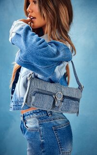 PrettyLittleThing Синяя джинсовая сумка на плечо с карманами и карманами-карго из джинсовой ткани