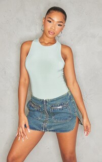 PrettyLittleThing Базовое облегающее боди Racer Sage Green