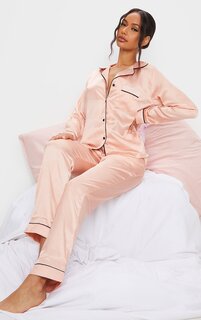 PrettyLittleThing Длинная пижама с контрастной окантовкой из розового золота