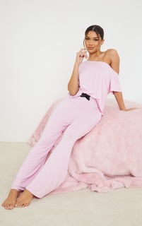 PrettyLittleThing Розовый пижамный комплект из топа и низа с открытыми плечами