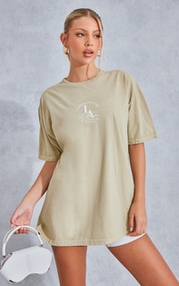 PrettyLittleThing Хаки стираная футболка с принтом «Здоровье и отдых»