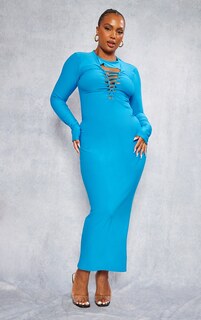 PrettyLittleThing Плюс ярко-синее платье макси с длинными рукавами и лазерной резкой