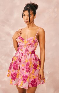 PrettyLittleThing Розовое платье прямого кроя из органзы с цветочным принтом и жаккардовым принтом на косточках
