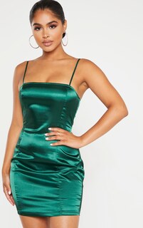 PrettyLittleThing Миниатюрное облегающее платье из атласа с прямым вырезом изумрудно-зеленого цвета и бретелями