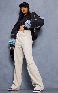 PrettyLittleThing Мешковатые широкие джинсы с карманами-карго Tall Oatme