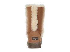 Ботинки UGG Sundance Short II Revival