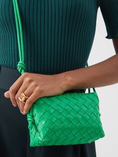 Миниатюрная сумка через плечо loop из кожи intrecciato Bottega Veneta, зеленый