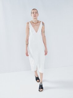Платье-комбинация из шелкового крепдешина с чашечками на груди Raey, белый