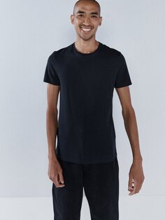 Облегающая футболка из переработанного и органического хлопка Raey, черный