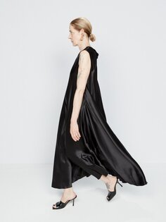 Платье-комбинация из шелкового атласа со вставками Raey, черный