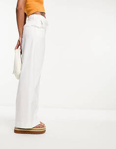 Белые широкие эластичные брюки прямого кроя Selected Femme