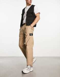 Бежевые функциональные брюки чинос прямого кроя Calvin Klein Jeans