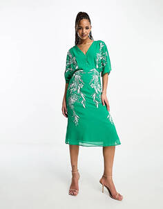 Зеленое платье миди с глубоким вырезом и вышивкой Hope &amp; Ivy