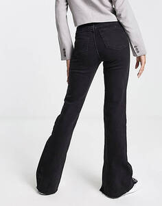 Черные расклешенные джинсы с завышенной талией и разрезом на подоле Pull&amp;Bear