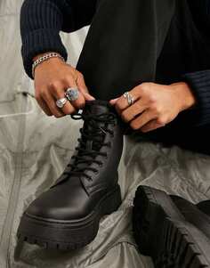 Черные ботинки из искусственной кожи со шнуровкой и массивной рельефной подошвой ASOS DESIGN