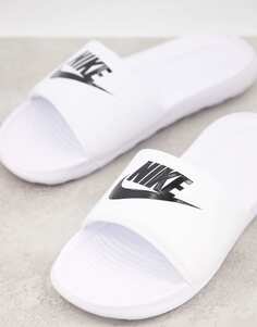 Белые шлепанцы Nike Victori One