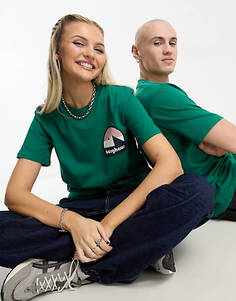 Зеленая футболка унисекс с анаглифом Berghaus