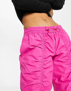 Розовые брюки карго со сборками спереди ASOS DESIGN