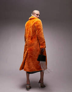 Ярко-оранжевое длинное пальто из искусственного меха Topshop
