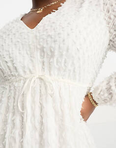 Эксклюзивное белое пышное платье с плиссированной юбкой Simply Be