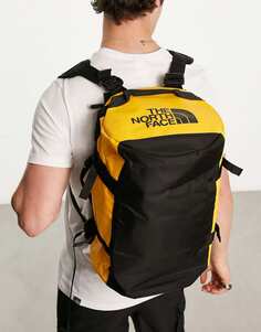 Очень маленькая спортивная сумка желтого и черного цвета The North Face Base Camp объемом 31 л.