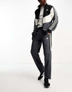 Серый спортивный костюм в стиле колор-блок с 3 полосками adidas Sportswear