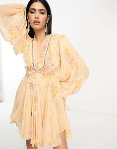Платье мини с цветочным жаккардовым металлизированным принтом и рюшами ASOS DESIGN