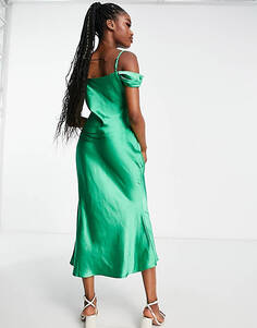 Ярко-зеленое атласное платье макси с открытыми плечами Style Cheat