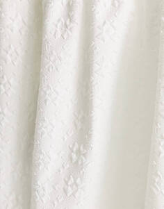 Белая однотонная жаккардовая юбка миди с цветочным принтом Monki