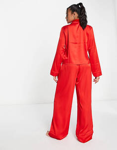 Красная атласная двубортная пижама из рубашки и брюк с бархатной окантовкой ASOS DESIGN