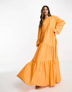 Оранжевое ярусное платье макси с пышными рукавами Daska