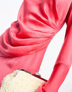 Ярко-розовое платье макси со сборками, воротником-хомутом и асимметричным ярусом ASOS DESIGN