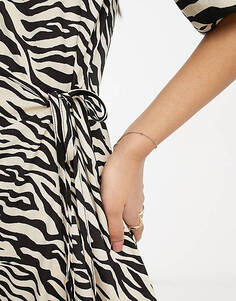 Платье миди с запахом Wednesday&apos;s Girl кремово-черного цвета с рисунком зебры