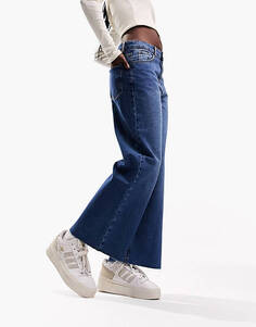 Синие укороченные широкие джинсы ASOS DESIGN