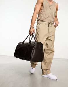 Элегантная дорожная сумка выходного дня ASOS DESIGN из коричневой искусственной сафьяновой кожи с фирменным тиснением