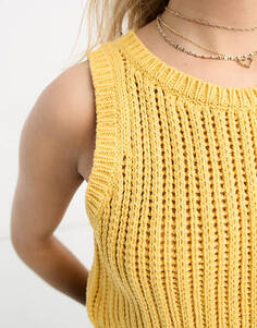 Вязаный жилет-свитер Levi&apos;s желтого цвета Levis