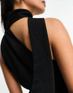 Черный комбинезон с шарфом Pretty Lavish