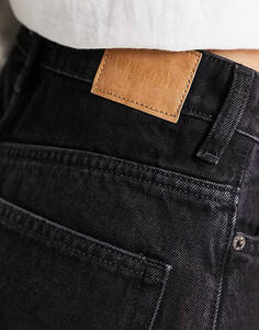 Черные джинсовые шорты с завышенной талией Weekday Rowe