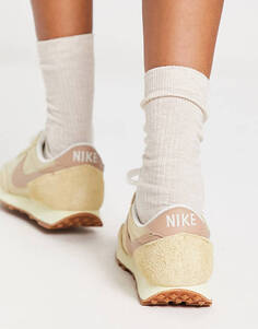 Винтажные кроссовки Nike Daybreak с камнем